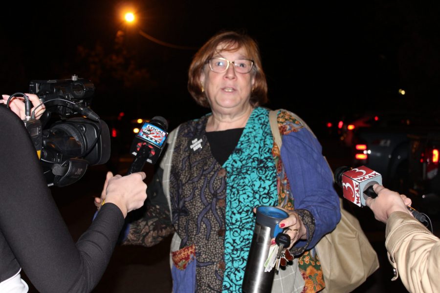 BEA President Fran Brock addresses the media after reaching a tentative agreement with the Burlington School Board in October, 2016. | Photo: Alexandre Silberman/Register